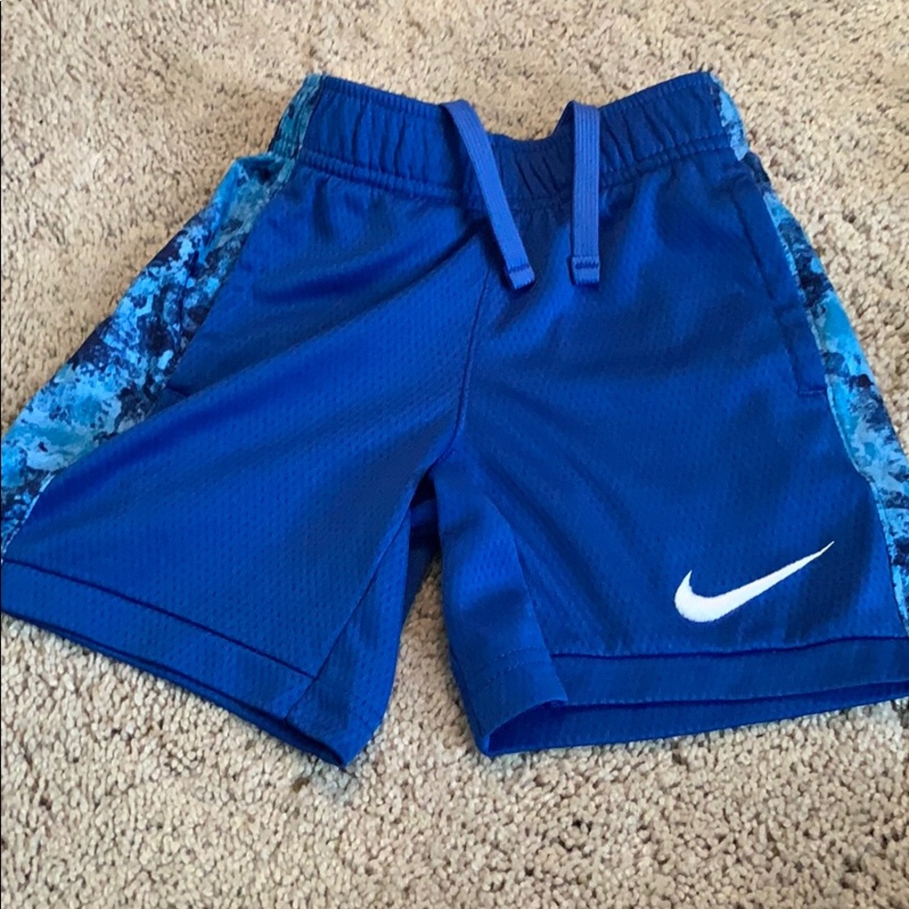 1 pair Nike basketball short